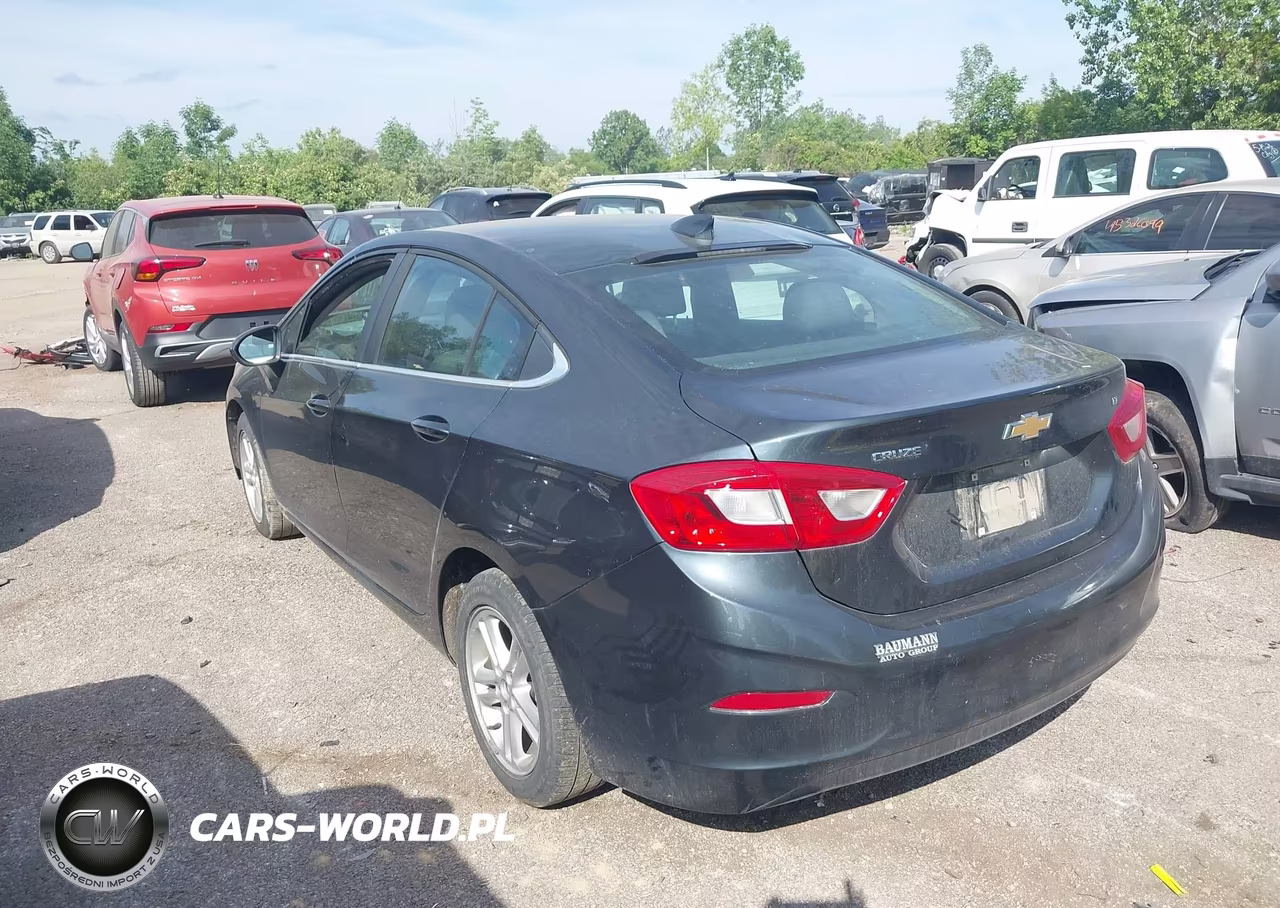 2017 Chevrolet Cruze Lt Auto VIN:1G1BE5SM5H7162113 - 3