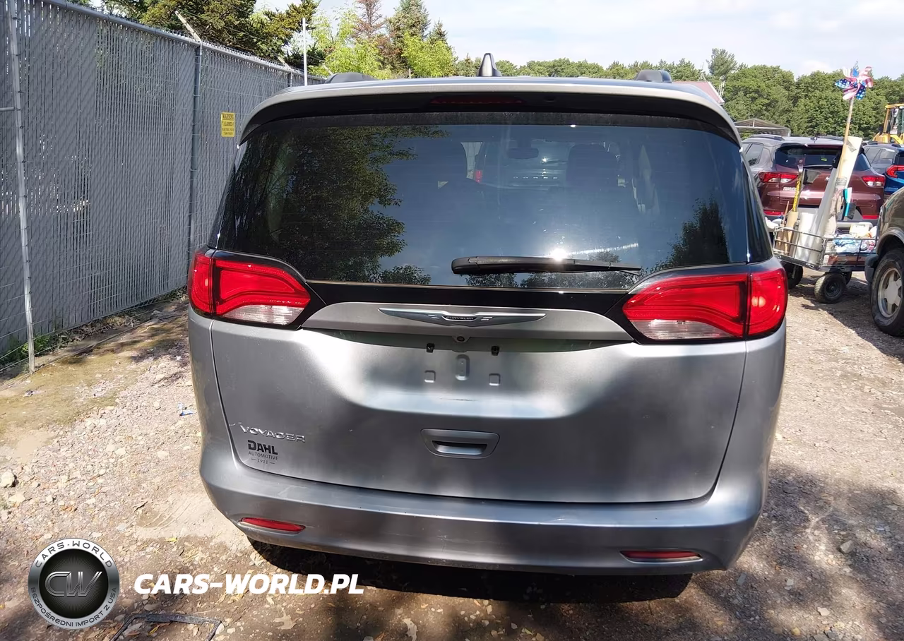 2021 Chrysler Voyager Lxi VIN:2C4RC1DG7MR549637 - 16