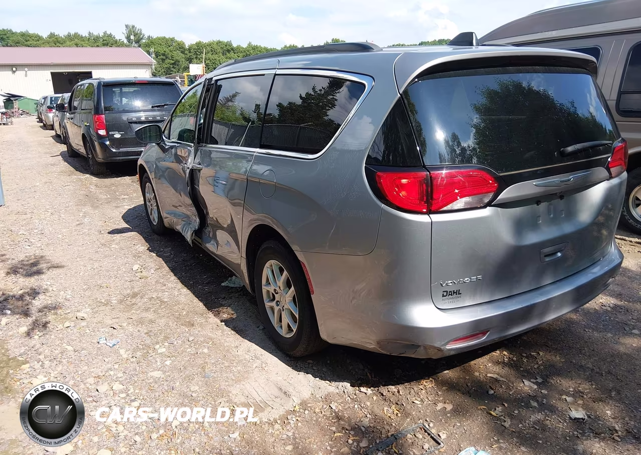 2021 Chrysler Voyager Lxi VIN:2C4RC1DG7MR549637 - 3