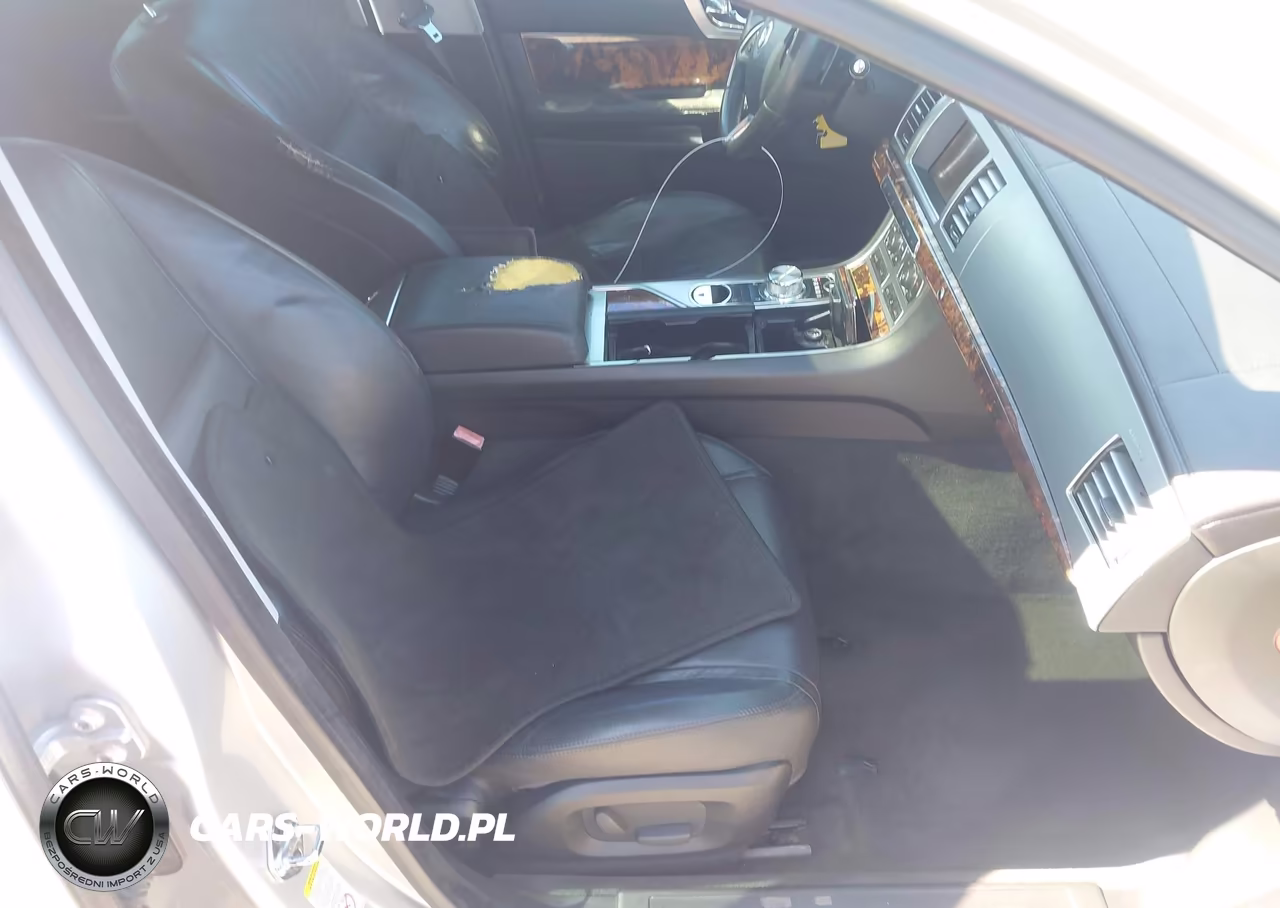 2012 Jaguar Xf VIN:SAJWA0FB9CLS41351 - 5