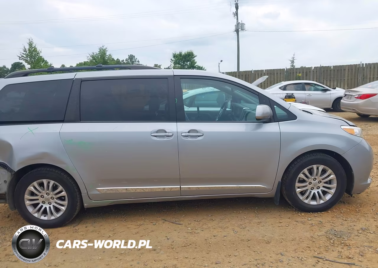 2015 Toyota Sienna Xle 8 Passenger VIN:5TDYK3DC4FS638521 - 13