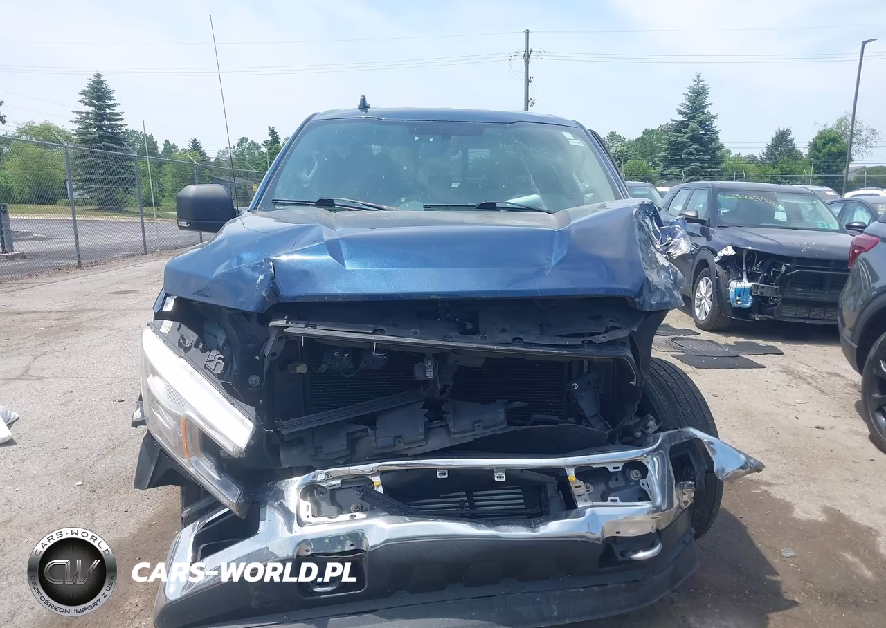 2018 Ford F-150 Xlt VIN:1FTEW1EP1JFD51689 - 12