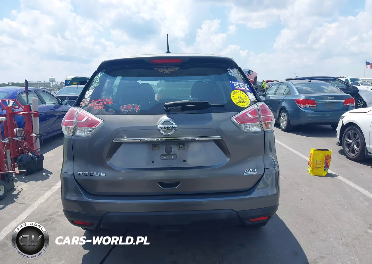2015 Nissan Rogue S VIN:KNMAT2MV5FP515959 - 17