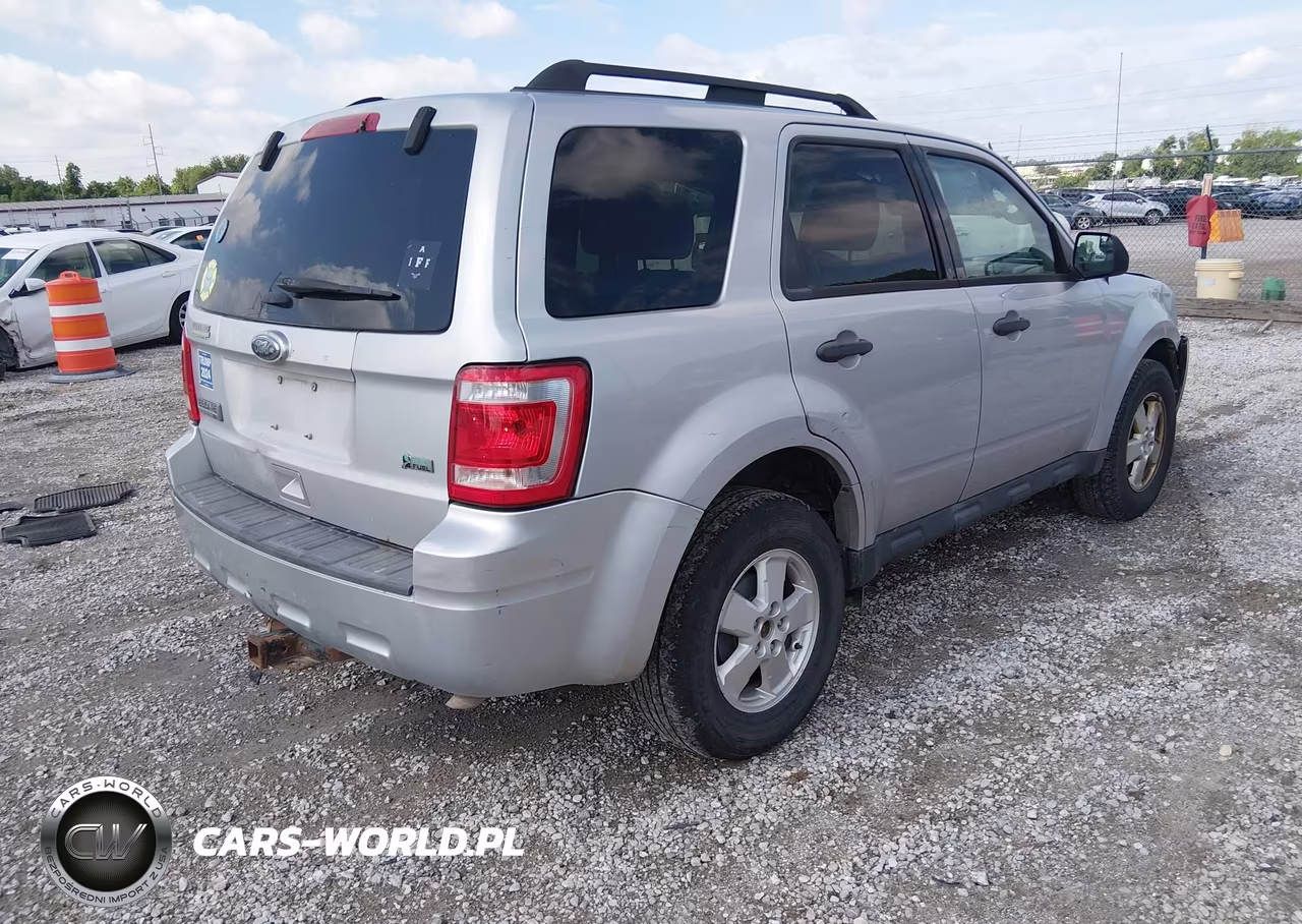 2011 Ford Escape Xlt VIN:1FMCU9DG9BKB02753 - 4