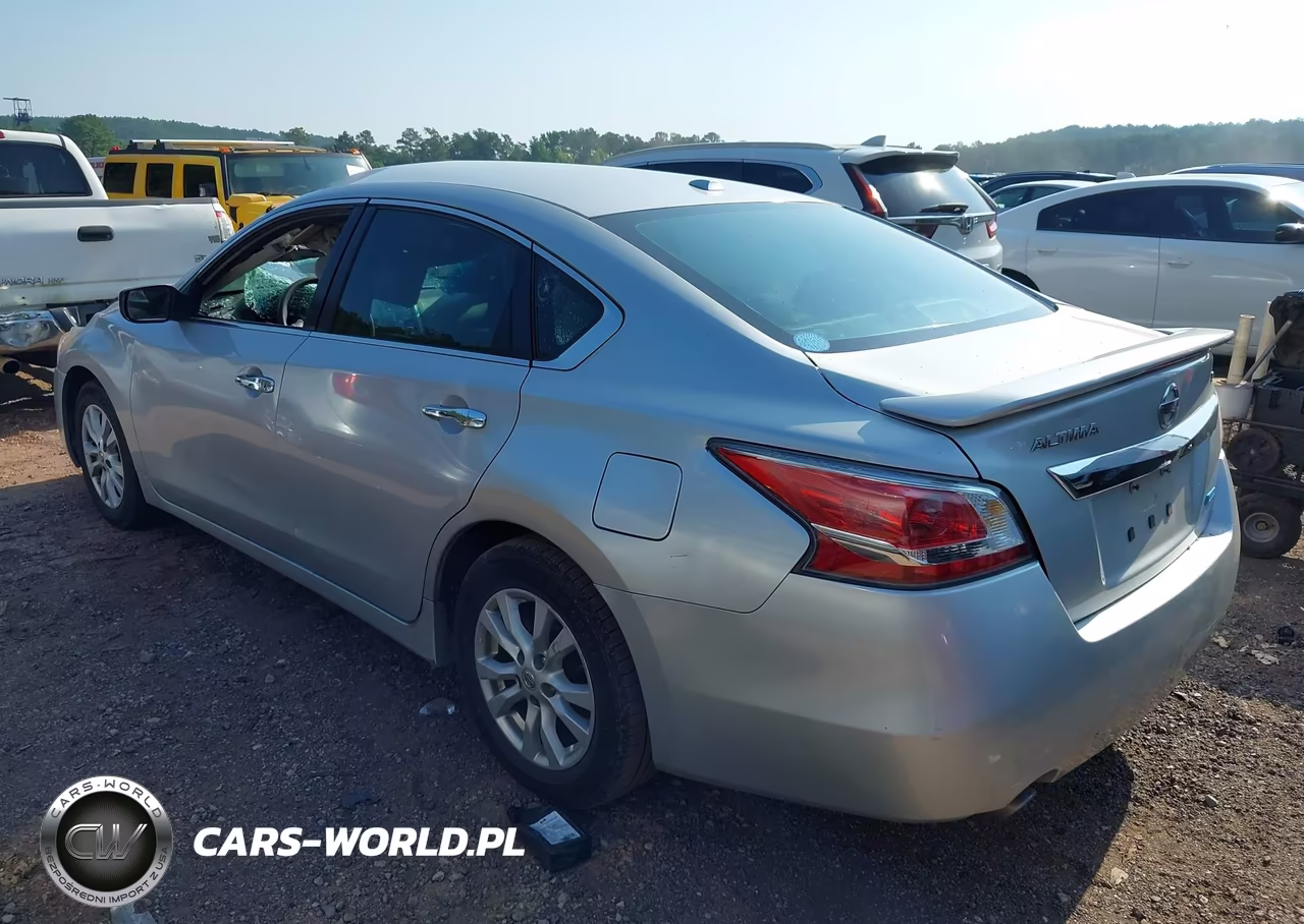 2014 Nissan Altima 2.5 S VIN:1N4AL3AP3EC176562 - 3
