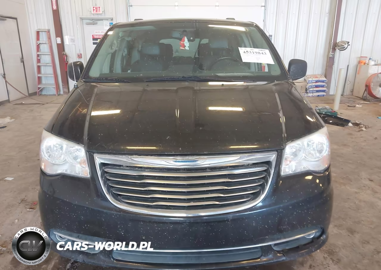 2015 Chrysler Town & Country Touring VIN:2C4RC1BG9FR505077 - 12