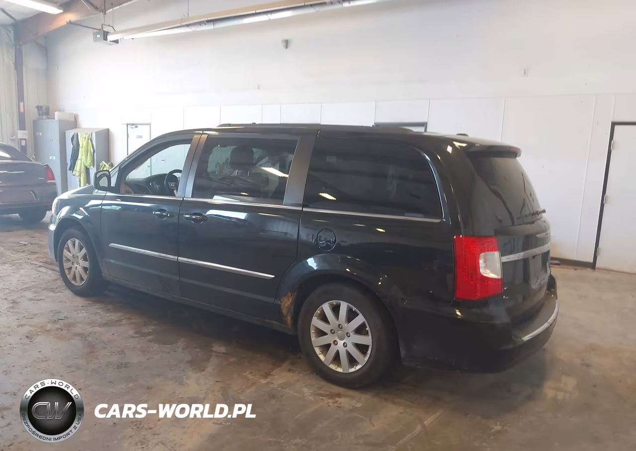 2015 Chrysler Town & Country Touring VIN:2C4RC1BG9FR505077 - 3