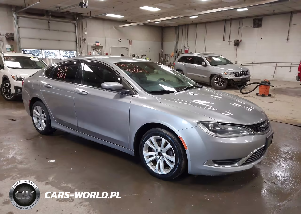 2015 Chrysler 200 Limited – zdjęcie 1 z 16