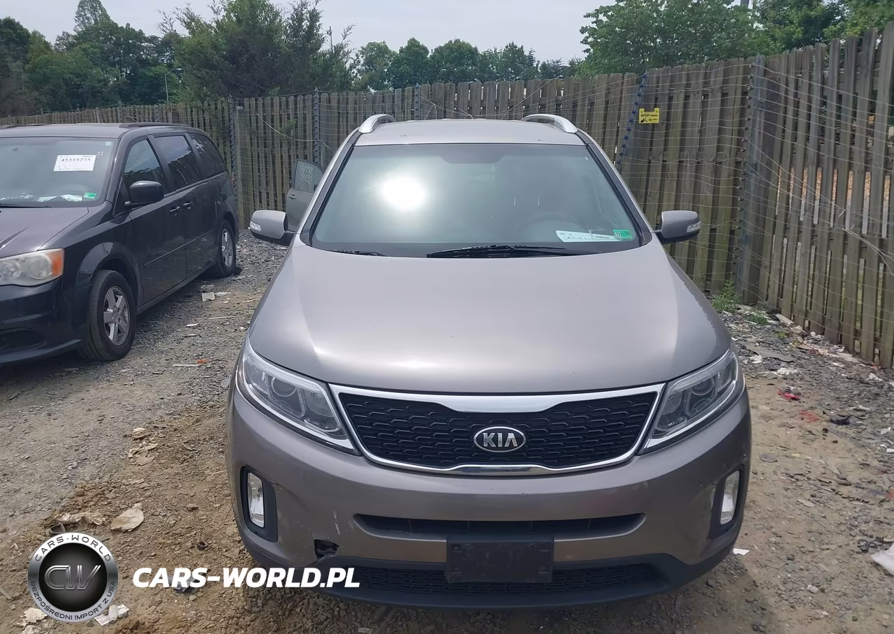 2015 Kia Sorento Lx VIN:5XYKT4A69FG651768 - 6