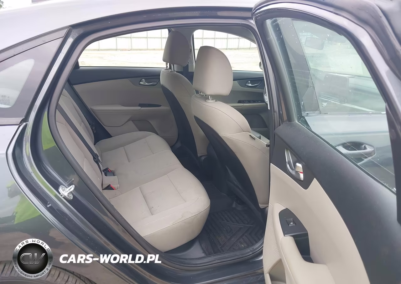 2020 Kia Forte Lxs VIN:3KPF24AD5LE217827 - 8