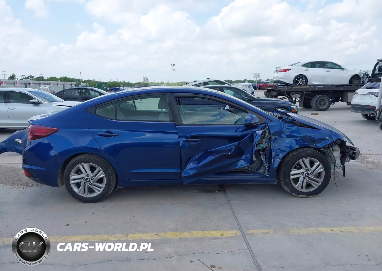 2020 Hyundai Elantra Sel VIN:5NPD84LF1LH553278 - 13