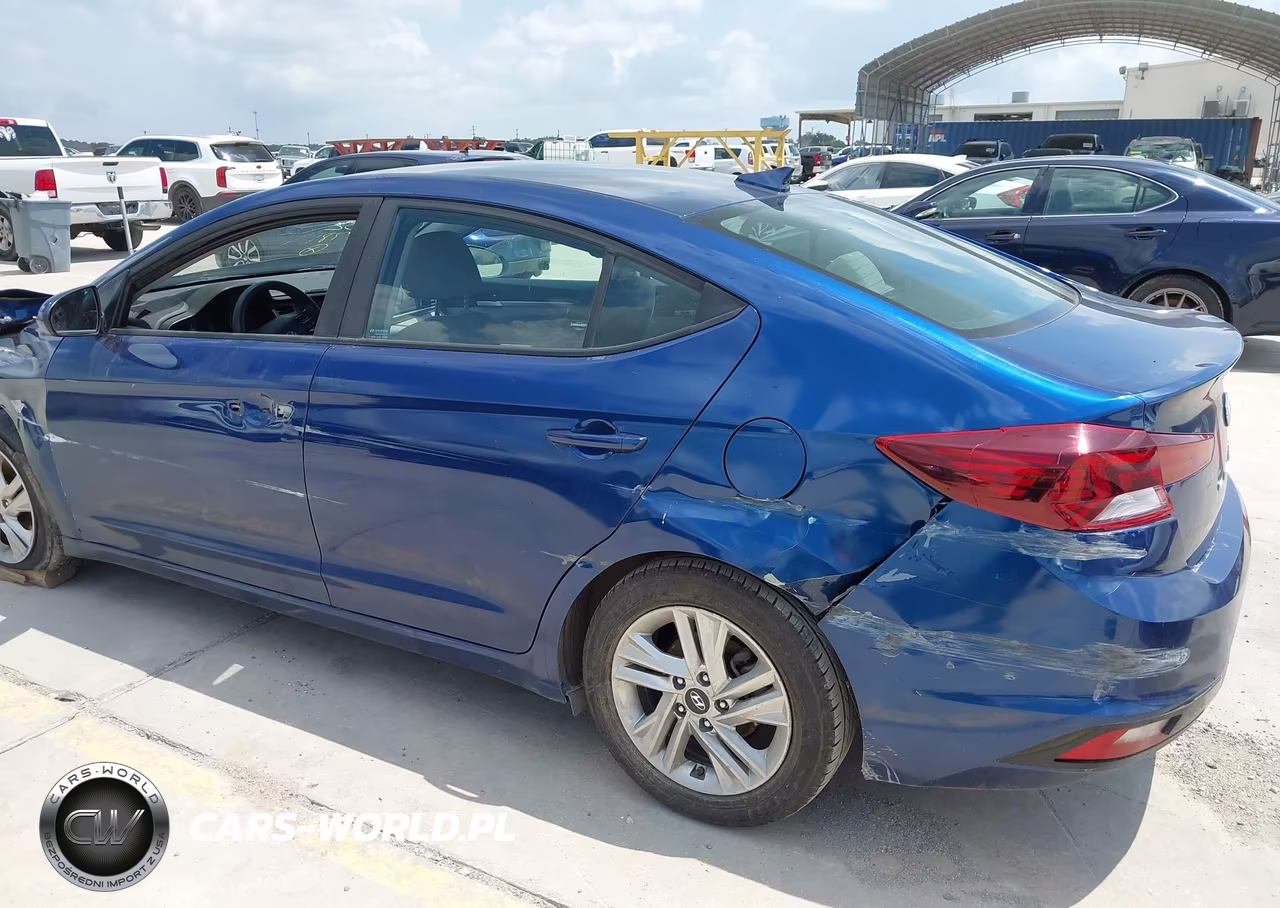 2020 Hyundai Elantra Sel VIN:5NPD84LF1LH553278 - 17