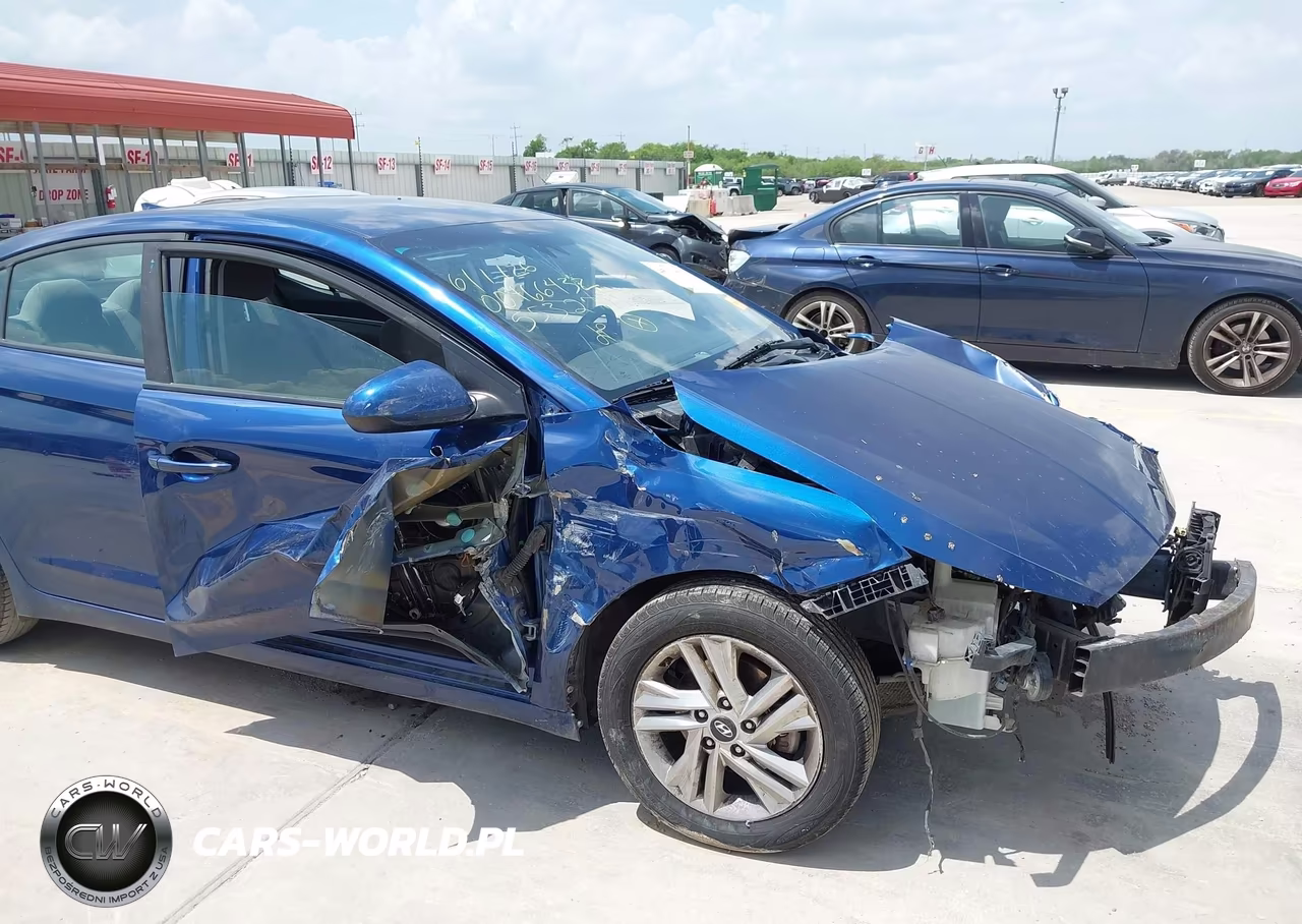 2020 Hyundai Elantra Sel VIN:5NPD84LF1LH553278 - 18