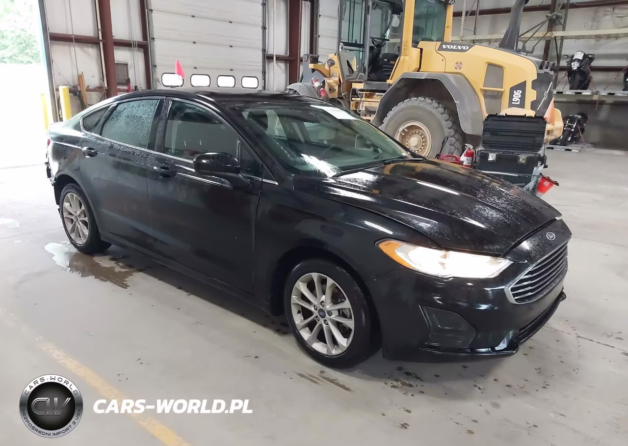 2020 Ford Fusion Se – zdjęcie 1 z 19