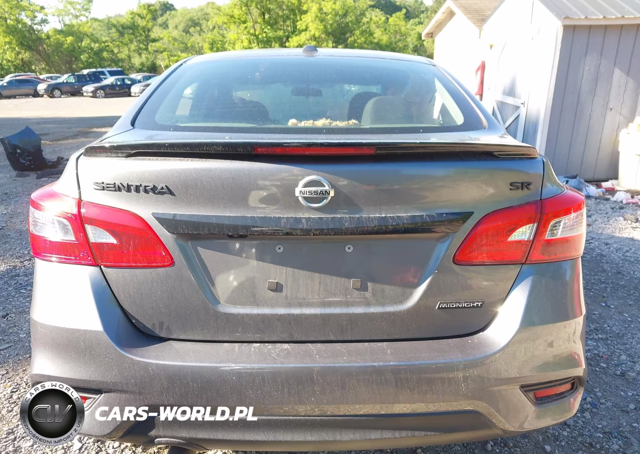 2018 Nissan Sentra Sr VIN:3N1AB7AP5JY255417 - 15