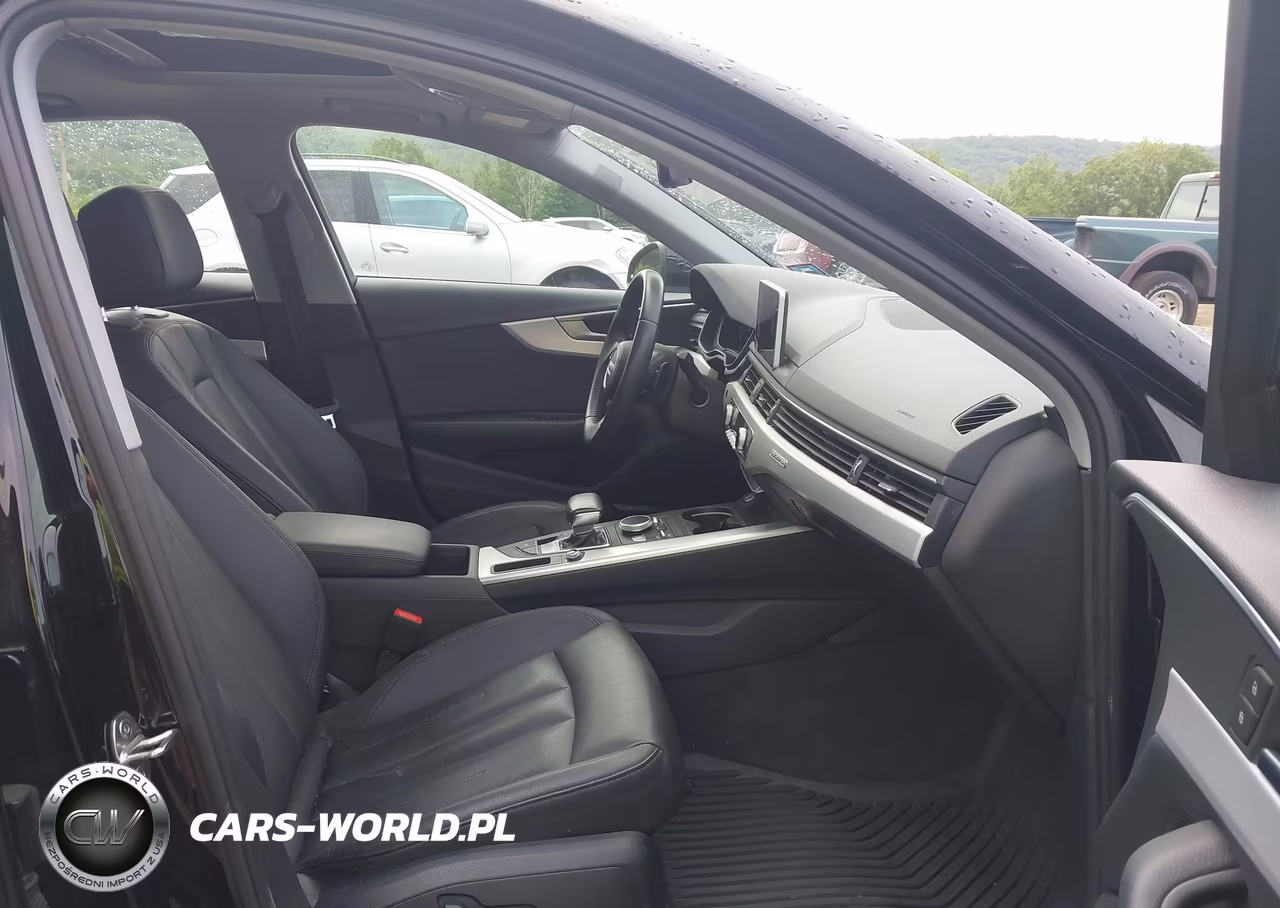 2017 Audi A4 2.0T Premium VIN:WAUENAF40HN045653 - 5