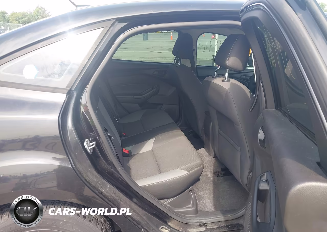2012 Ford Focus Se VIN:1FAHP3F2XCL163238 - 8
