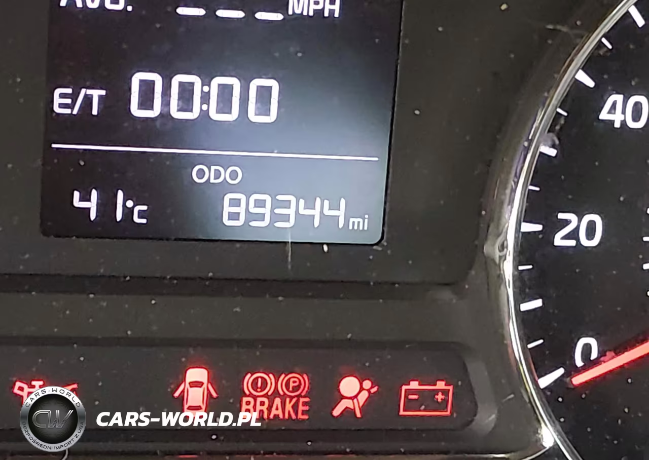 2018 Kia Forte Lx VIN:3KPFK4A75JE235493 - 15