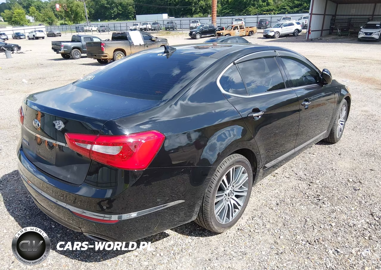 2015 Kia Cadenza Premium VIN:KNALN4D71F5171801 - 4
