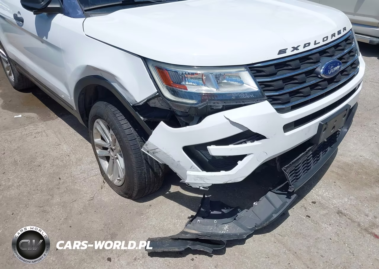 2017 Ford Explorer VIN:1FM5K8BH9HGC32127 - 6