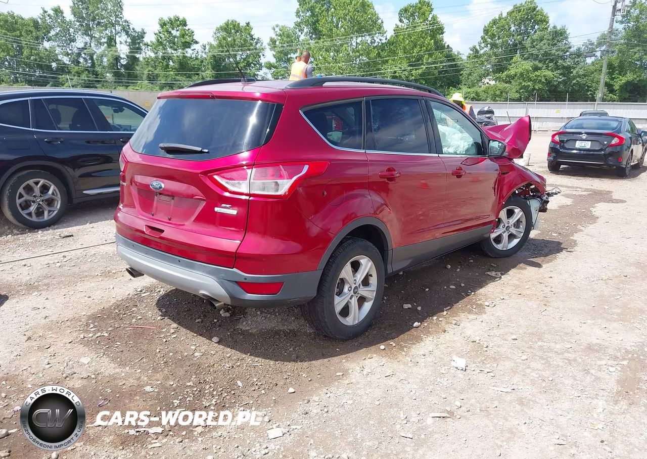 2015 Ford Escape Se VIN:1FMCU0GX9FUA04212 - 4