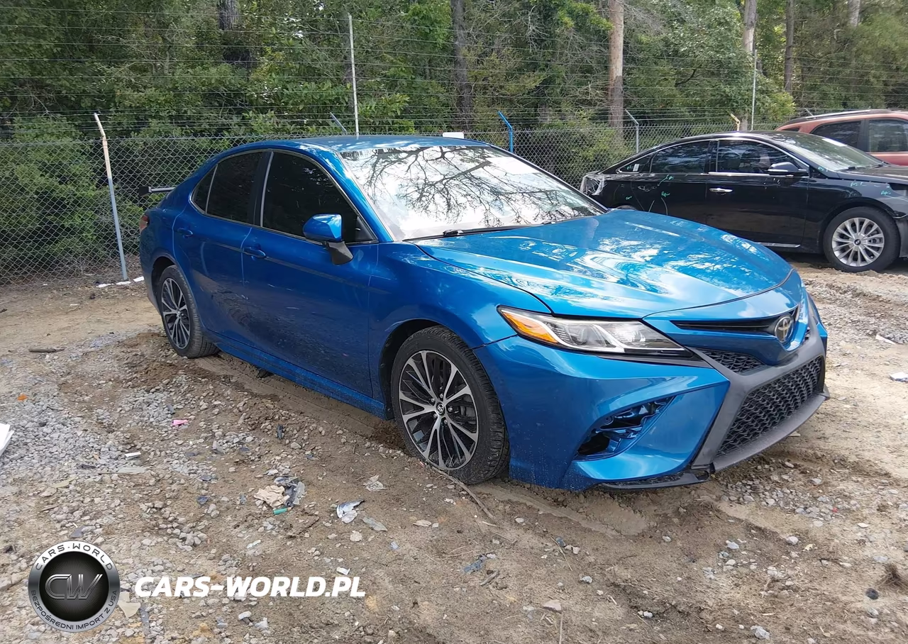 2020 Toyota Camry Se