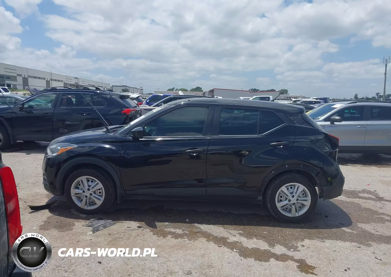 2020 Nissan Kicks S VIN:3N1CP5BVXLL542098 - 13