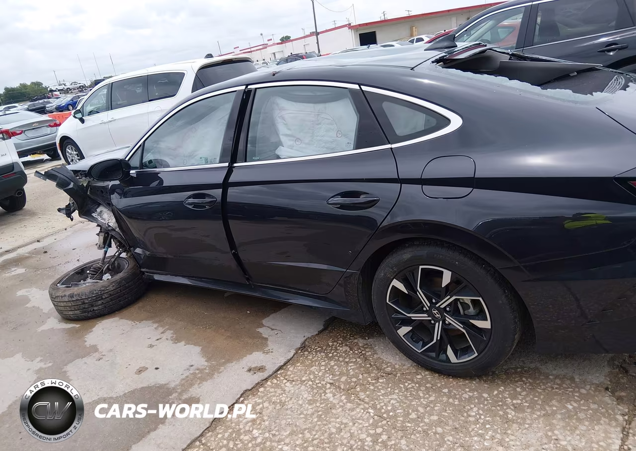 2025 Hyundai Sonata Sel VIN:KMHL64JAXSA454730 - 13