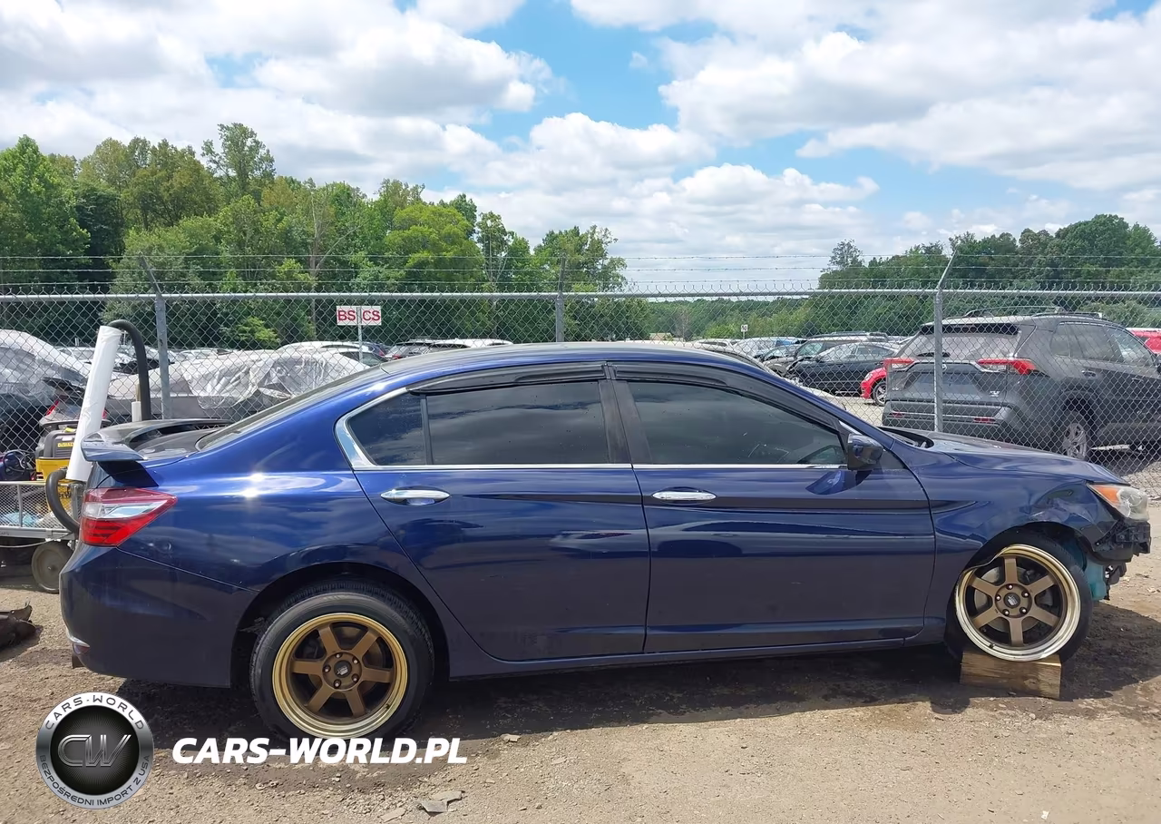 2017 Honda Accord Lx VIN:1HGCR2F31HA246756 - 14