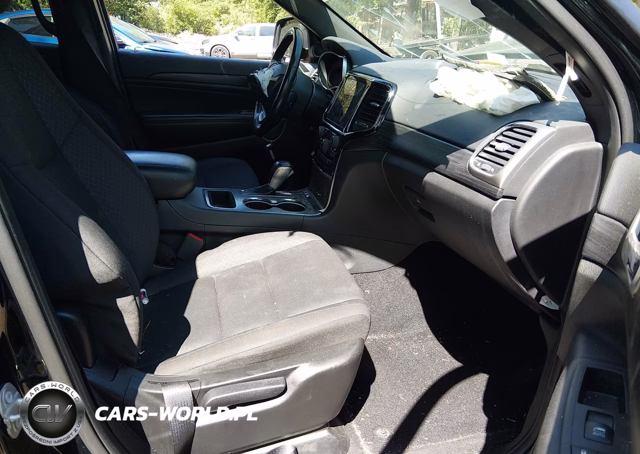 2020 Jeep Grand Cherokee Laredo E 4X2 VIN:1C4RJEAG8LC265037 - 5