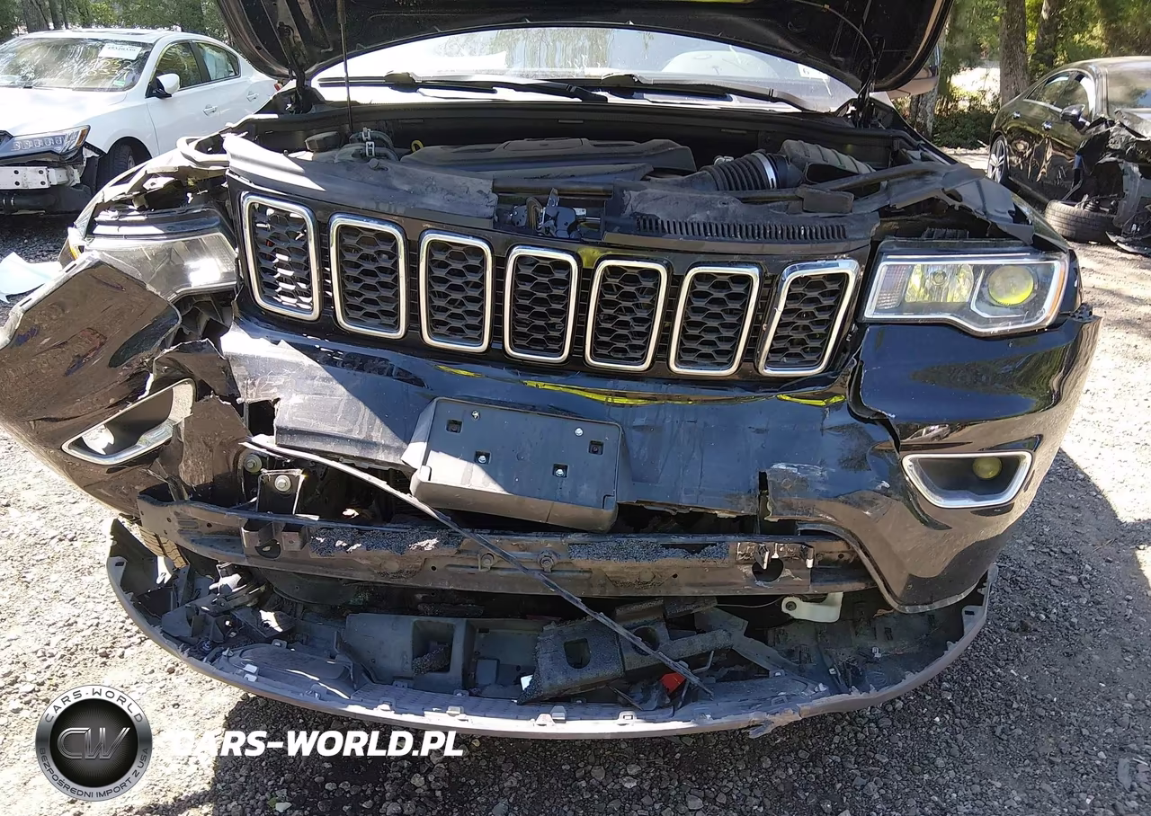 2020 Jeep Grand Cherokee Laredo E 4X2 VIN:1C4RJEAG8LC265037 - 6