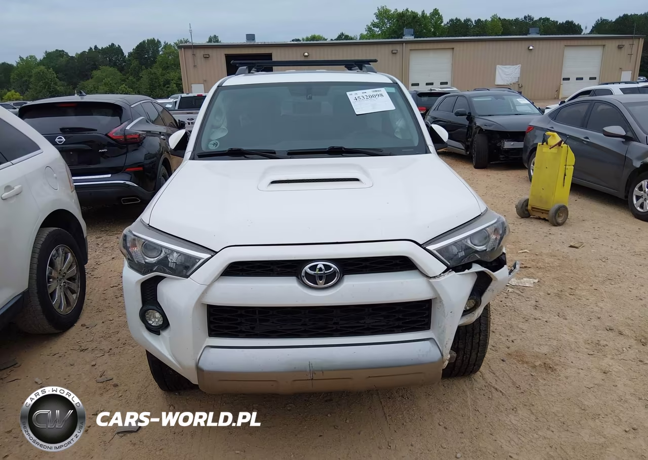 2018 Toyota 4Runner Trd Off Road Premium VIN:JTEBU5JR5J5527832 - 12