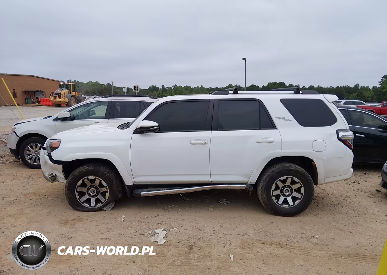 2018 Toyota 4Runner Trd Off Road Premium VIN:JTEBU5JR5J5527832 - 14