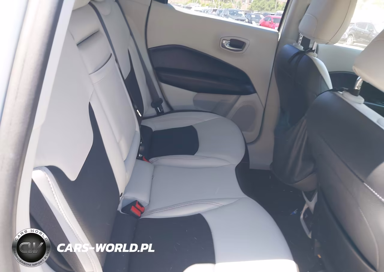 2020 Jeep Compass Limited 4X4 VIN:3C4NJDCB0LT116703 - 8