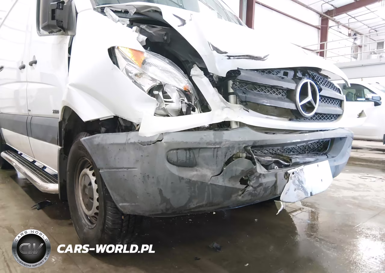 2013 Mercedes-Benz Sprinter 2500 Normal Roof VIN:WD3PE7CC9D5738428 - 19