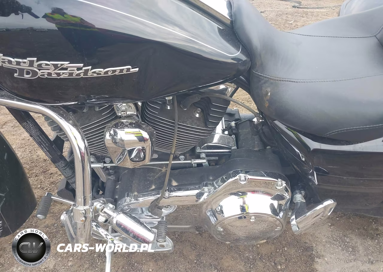 2015 Harley-Davidson Flhxs Street Glide Special VIN:1HD1KRM14FB603423 - 9