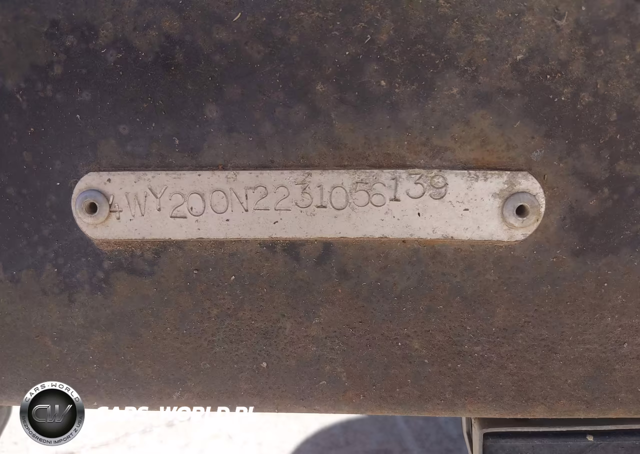 2003 R-Vision Other VIN:4WY200N2231056139 - 9