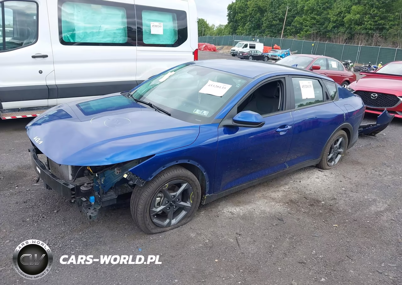 2025 Kia K4 Lxs VIN:3KPFT4DE2SE017360 - 2