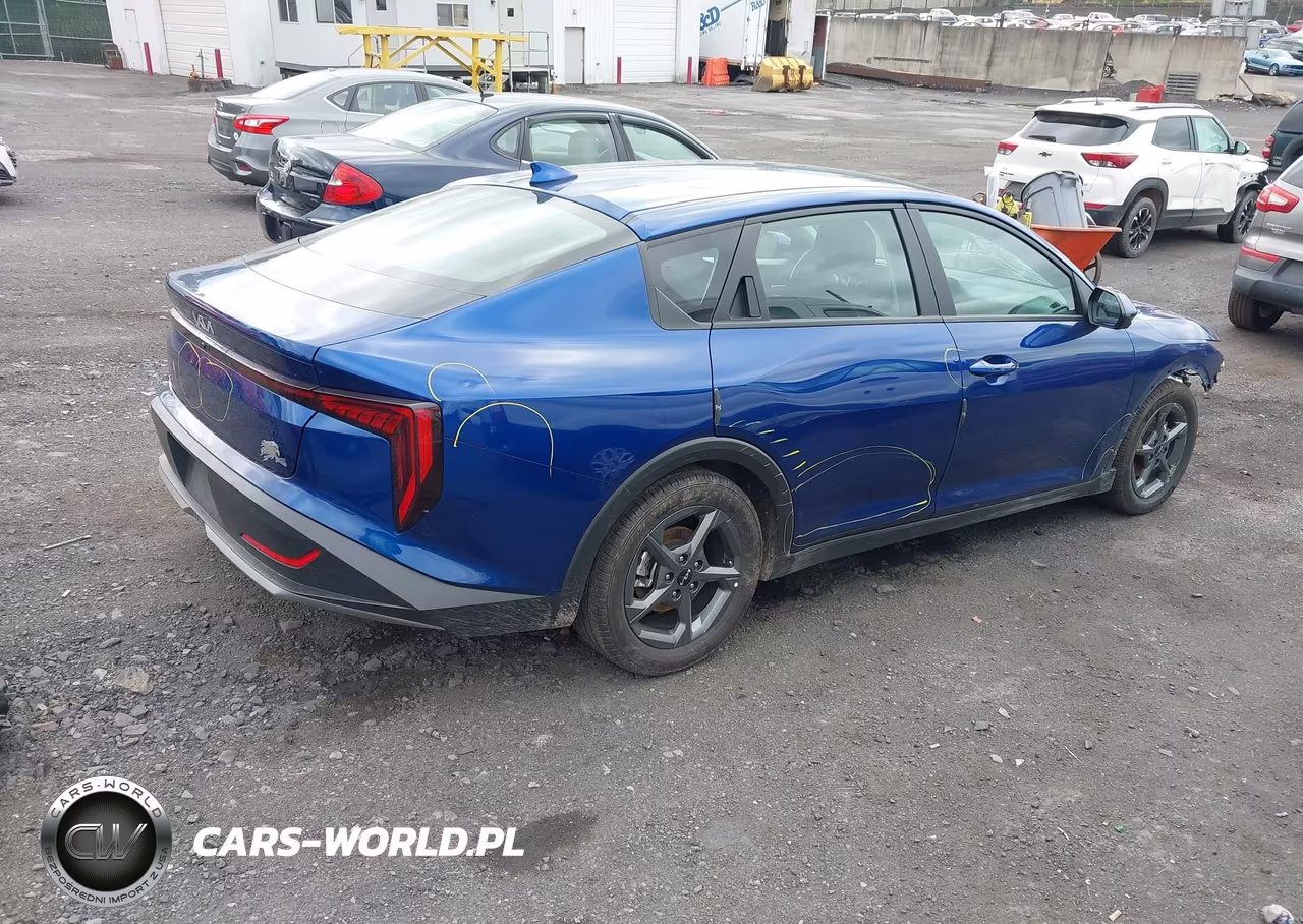 2025 Kia K4 Lxs VIN:3KPFT4DE2SE017360 - 4