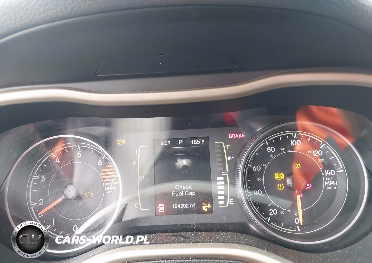 2016 Jeep Cherokee Sport VIN:1C4PJLAB1GW160778 - 7