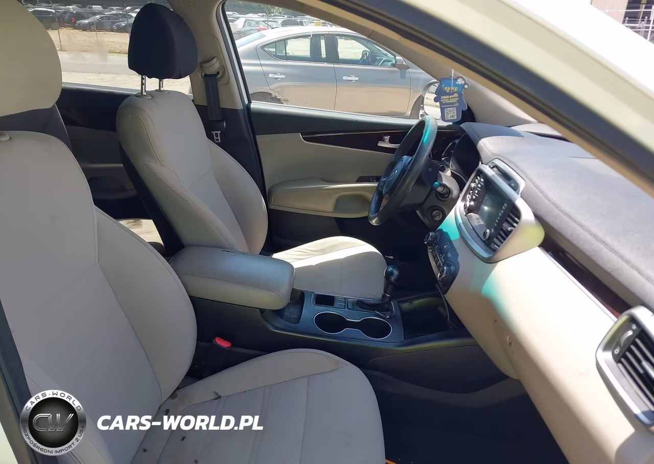 2018 Kia Sorento 2.4L Lx VIN:5XYPG4A39JG344500 - 5