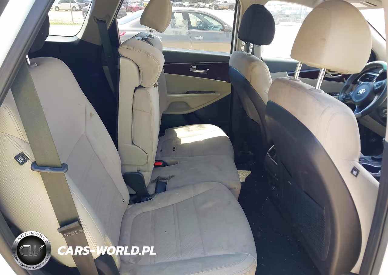 2018 Kia Sorento 2.4L Lx VIN:5XYPG4A39JG344500 - 8