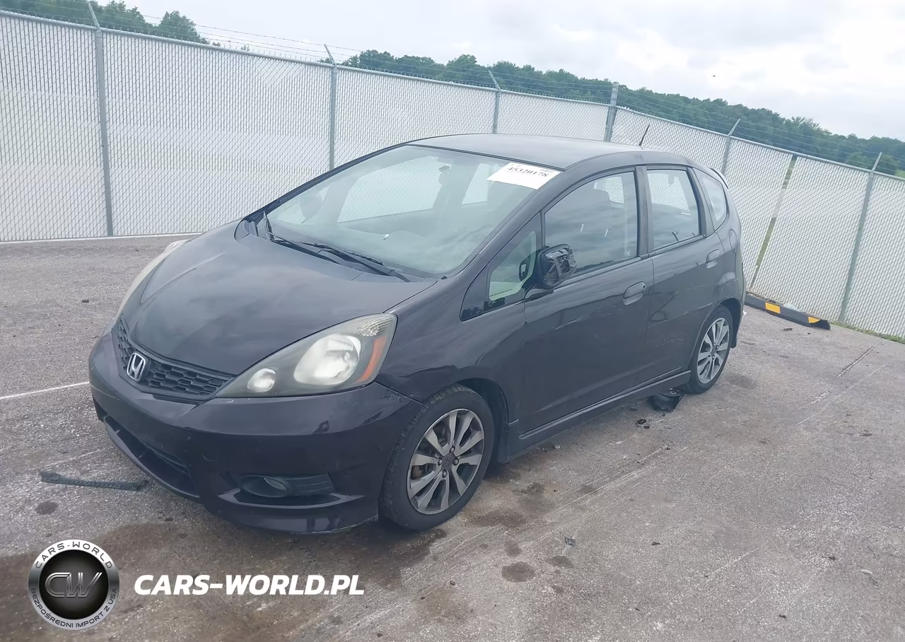 2013 Honda Fit Sport VIN:JHMGE8H52DC013978 - 2