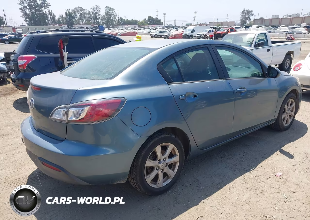 2011 Mazda Mazda3 I Touring VIN:JM1BL1VG2B1480518 - 4