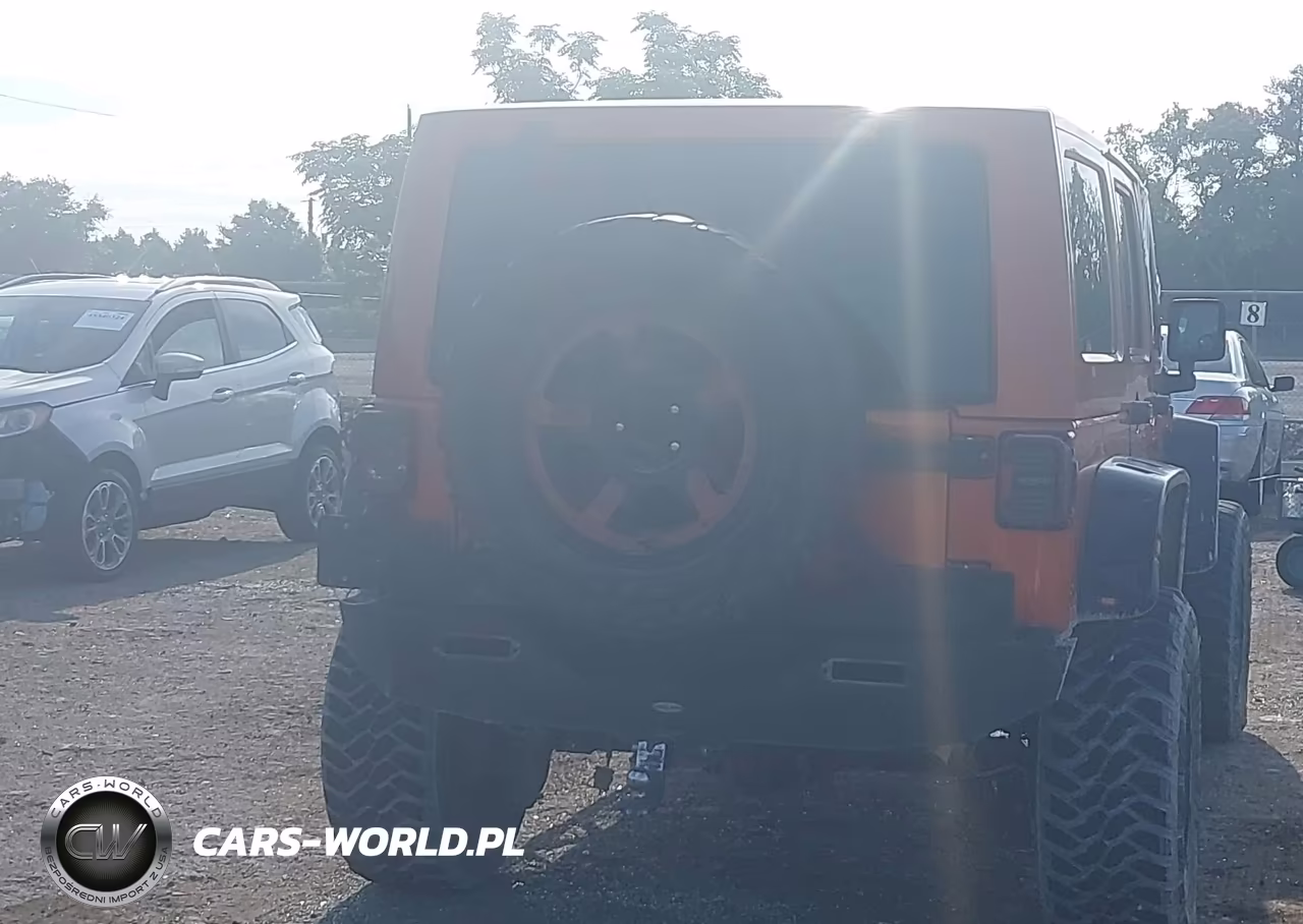 2011 Jeep Wrangler Unlimited Sahara VIN:1J4BA5H15BL632021 - 6