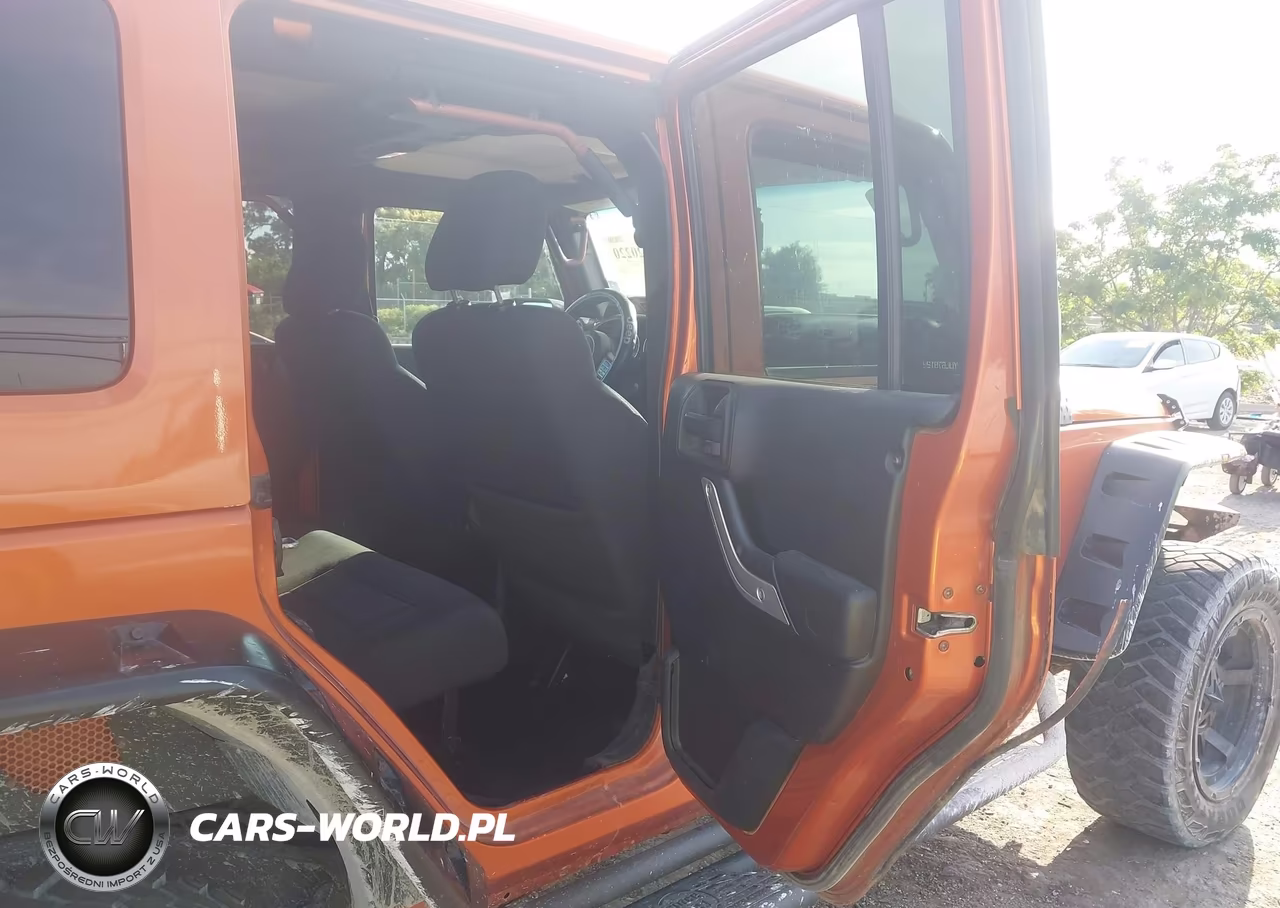 2011 Jeep Wrangler Unlimited Sahara VIN:1J4BA5H15BL632021 - 8