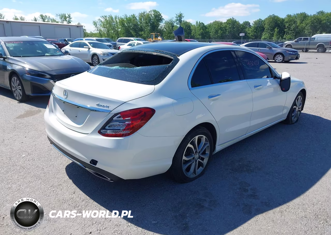 2015 Mercedes-Benz C 300 4Matic VIN:55SWF4KB3FU083124 - 4