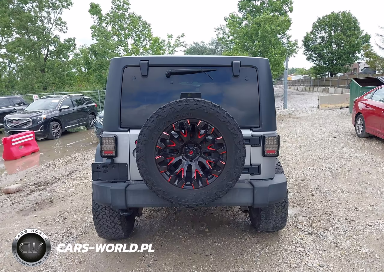 2016 Jeep Wrangler Unlimited Sport VIN:1C4BJWDGXGL217192 - 16