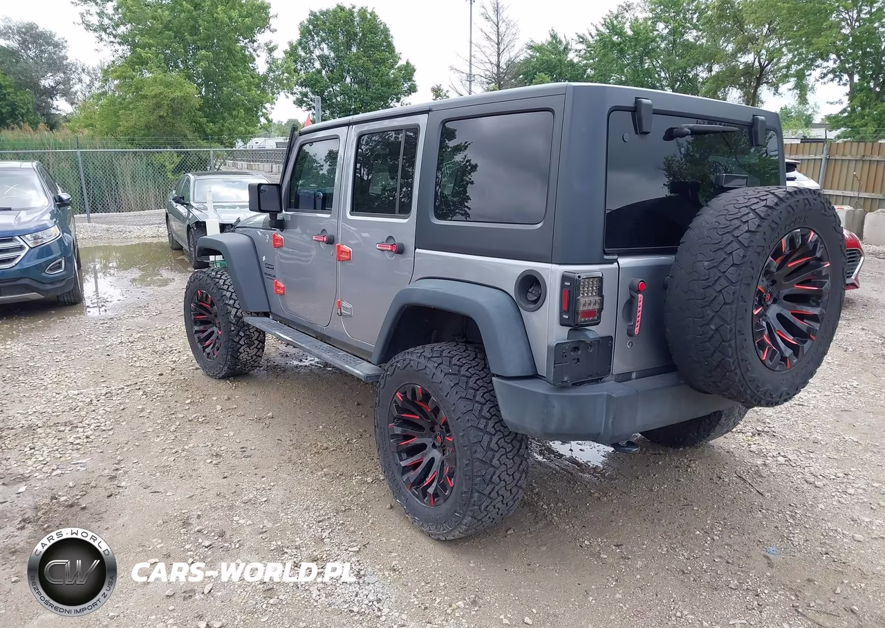 2016 Jeep Wrangler Unlimited Sport VIN:1C4BJWDGXGL217192 - 3