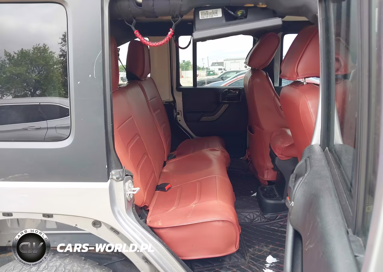 2016 Jeep Wrangler Unlimited Sport VIN:1C4BJWDGXGL217192 - 8